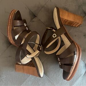 Brooks Brothers block heel sandals size 6.5